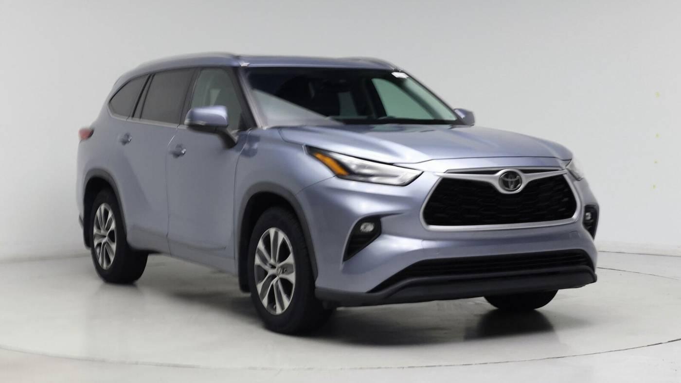 2021 Toyota Highlander XLE in Birmingham AL For Sale - Image 1