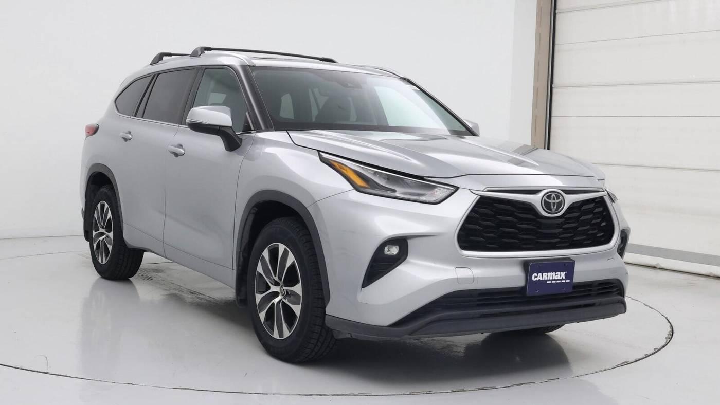 2021 Toyota Highlander XLE in Birmingham AL For Sale - Image 1