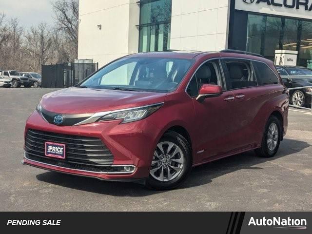 2021 Toyota Sienna XLE in Cockeysville MD For Sale - Image 1