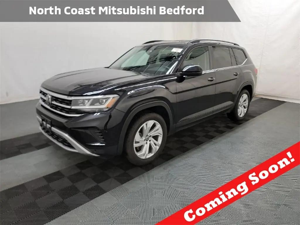 2021 Volkswagen Atlas SE with Technology in Bedford OH For Sale - Image 1