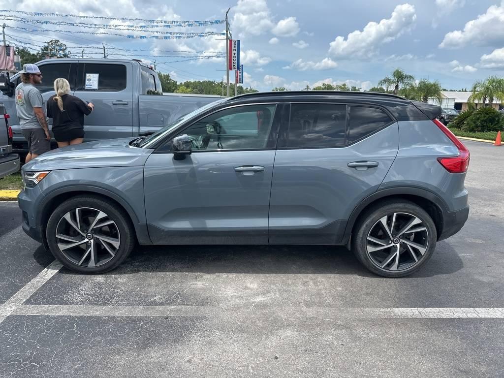 2021 Volvo XC40 R-Design in Starke FL For Sale - Image 1