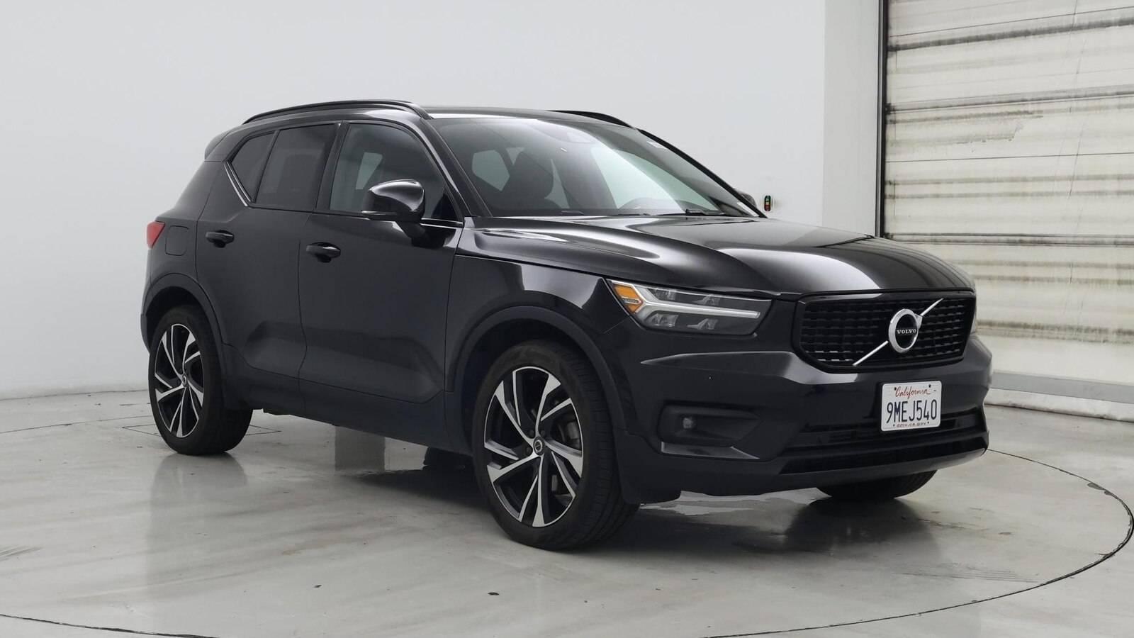 2021 Volvo XC40 R-Design in Birmingham AL For Sale - Image 1