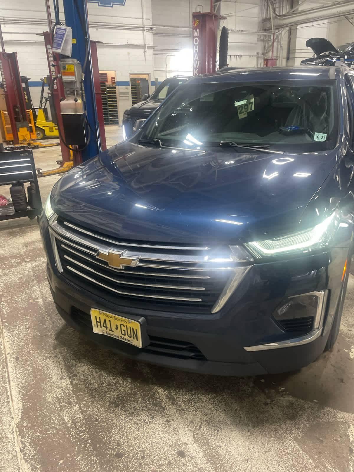 2022 Chevrolet Traverse LT Cloth in Hawthorne NJ For Sale - Image 1