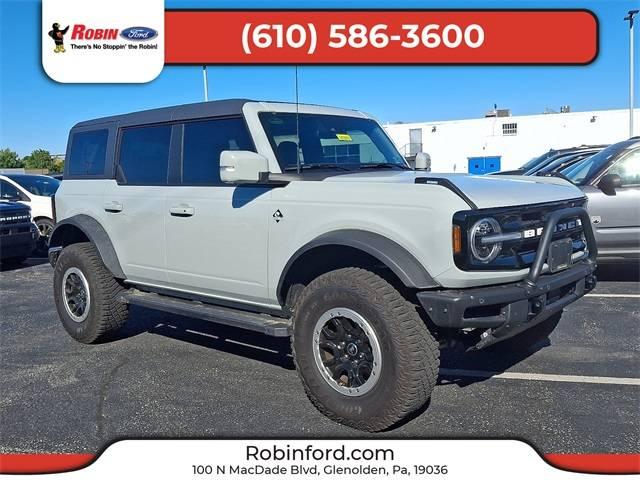 2022 Ford Bronco Outer Banks in Glenolden PA For Sale - Image 1
