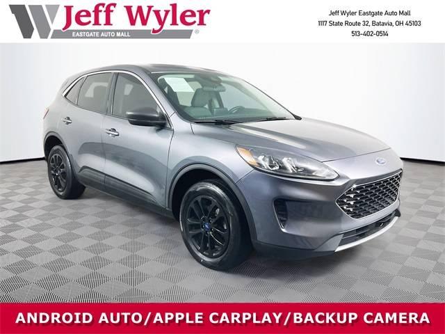 2022 Ford Escape SE in Batavia OH For Sale - Image 1