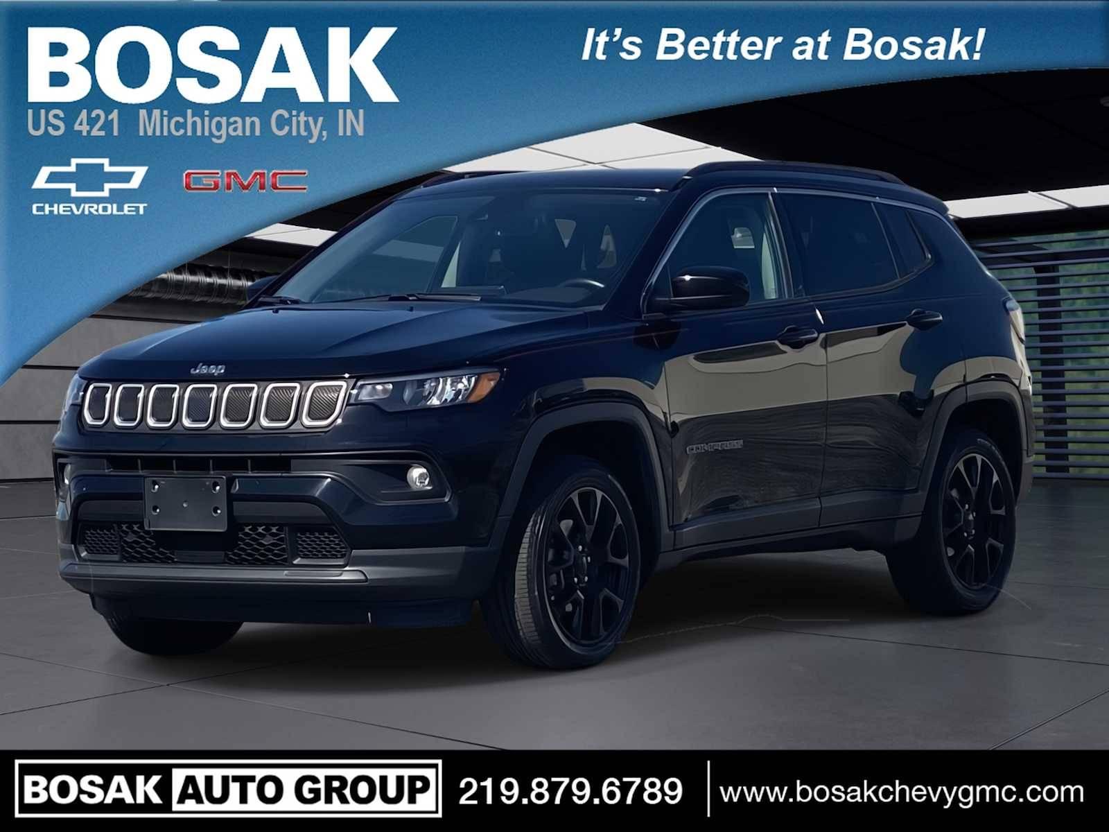 2022 Jeep Compass Latitude Lux in Michigan City IN For Sale - Image 1