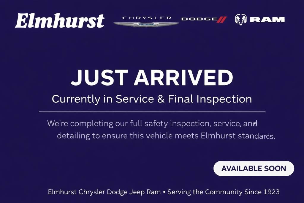 2022 Jeep Grand Cherokee Overland 4xe in Elmhurst IL For Sale - Image 1