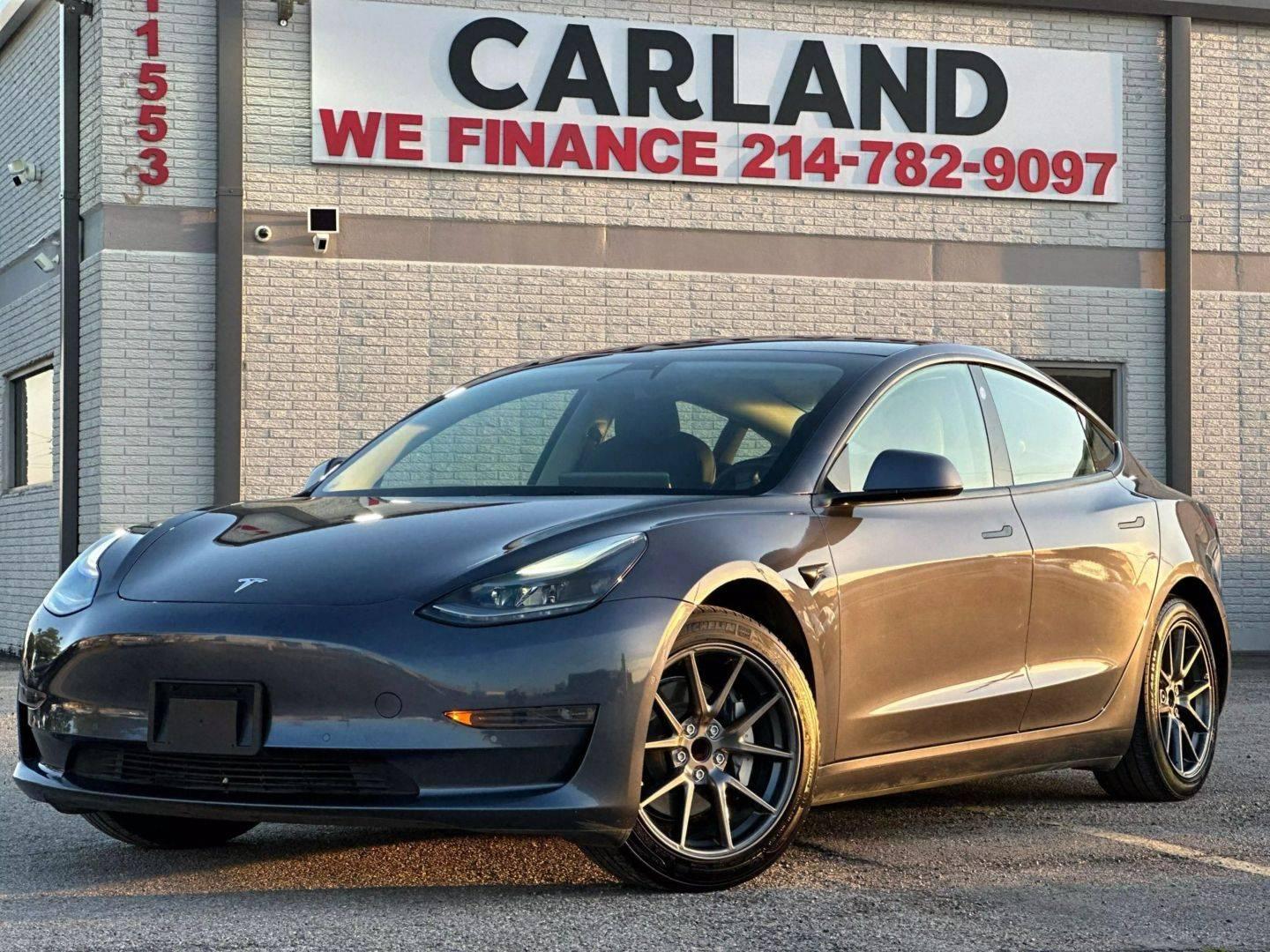 2022 Tesla Model 3 Standard Range Plus in Dallas TX For Sale - Image 1