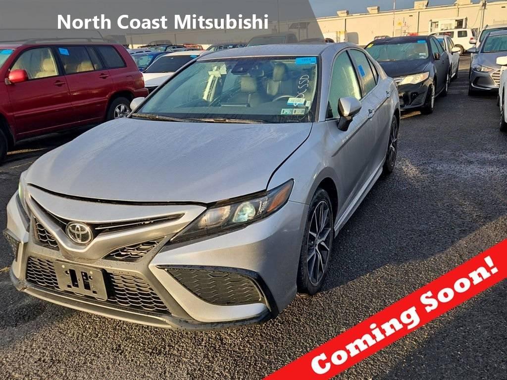 2022 Toyota Camry SE in Akron OH For Sale - Image 1