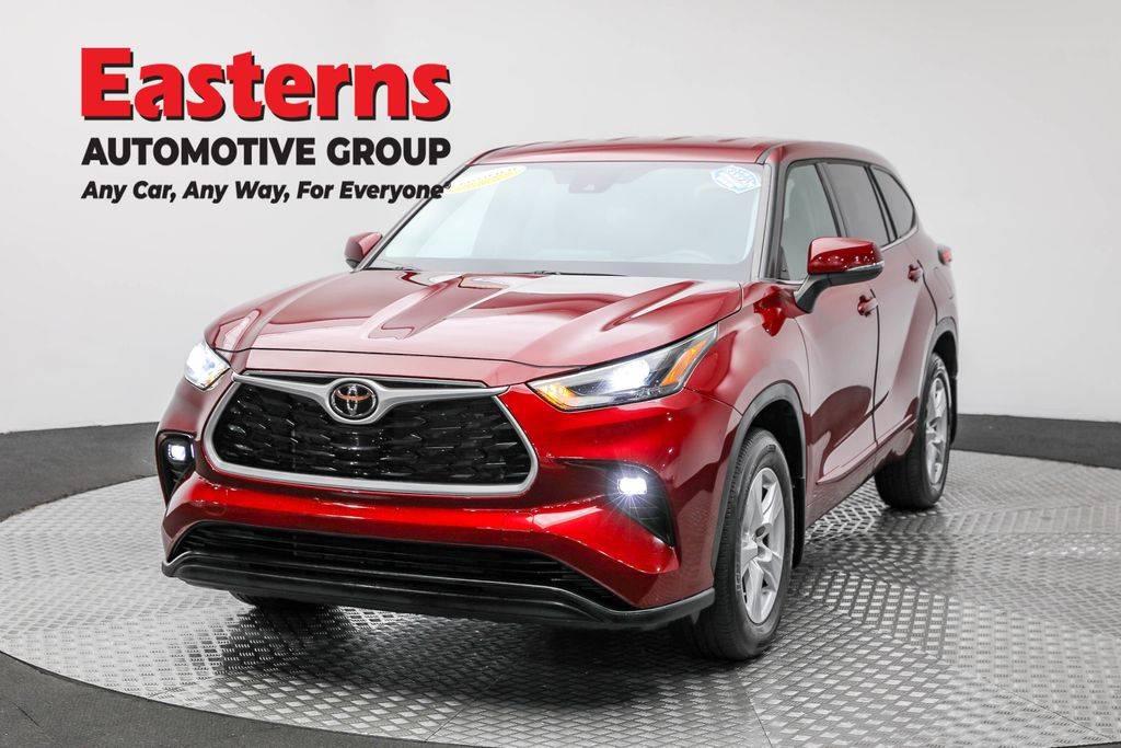2022 Toyota Highlander LE in Millersville MD For Sale - Image 1
