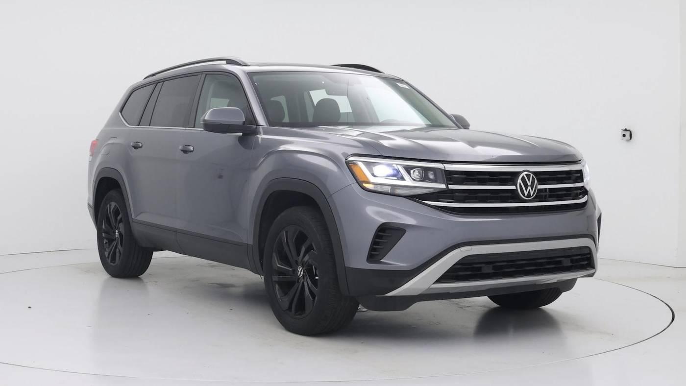 2022 Volkswagen Atlas SE with Technology in Birmingham AL For Sale - Image 1