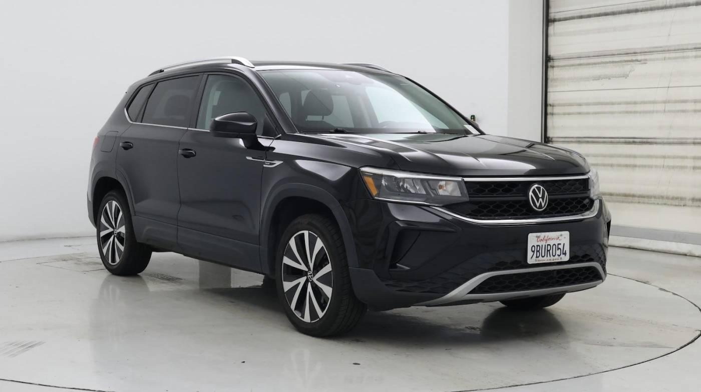 2022 Volkswagen Taos SE in Inglewood CA For Sale - Image 1