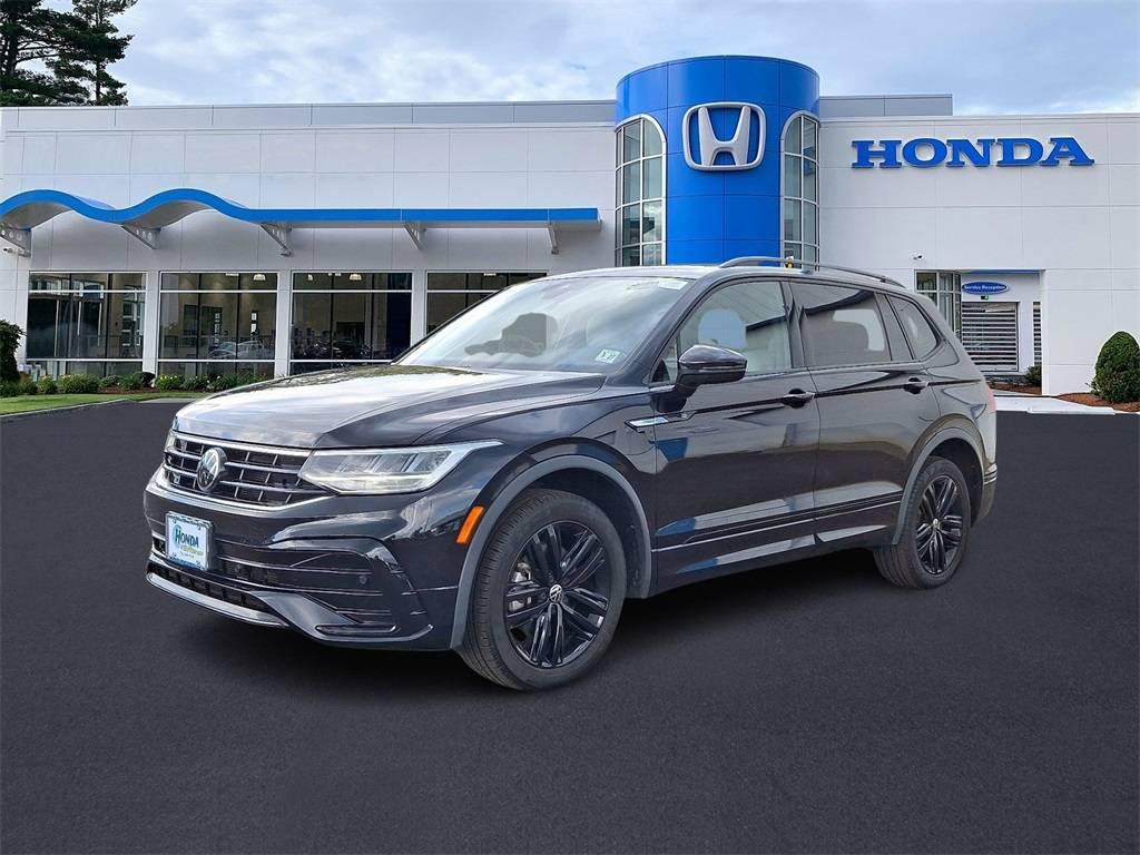 2022 Volkswagen Tiguan SE R-Line Black in Toms River NJ For Sale - Image 1