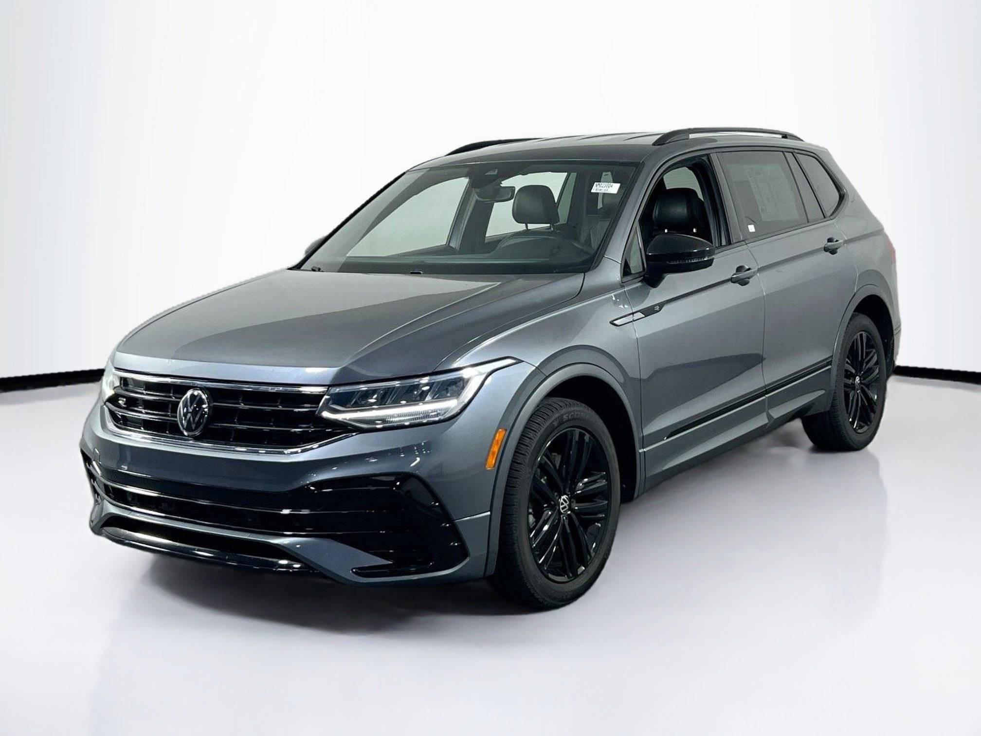 2022 Volkswagen Tiguan SE R-Line Black in Exton PA For Sale - Image 1