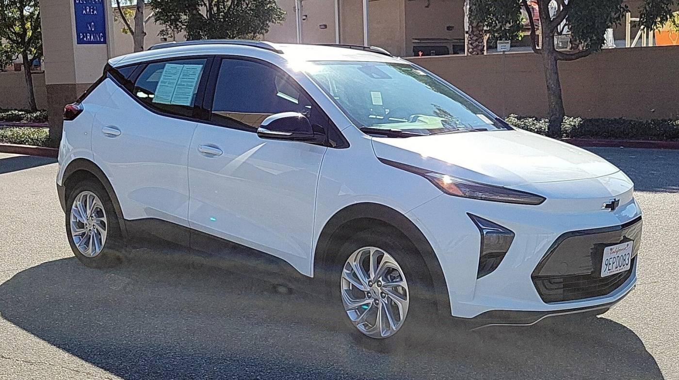 2023 Chevrolet Bolt EUV LT in Inglewood CA For Sale - Image 1