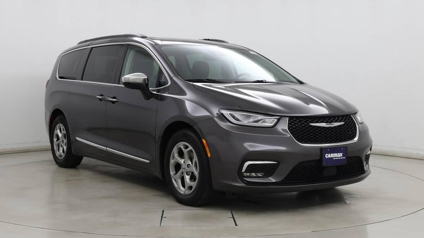 2023 Chrysler Pacifica Limited in Birmingham AL For Sale - Image 1