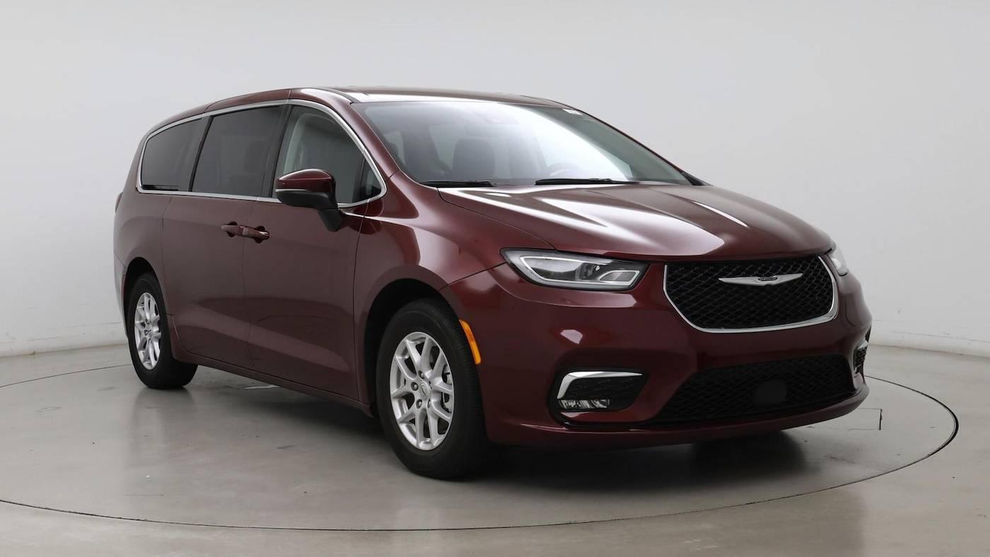 2023 Chrysler Pacifica Touring L in Birmingham AL For Sale - Image 1