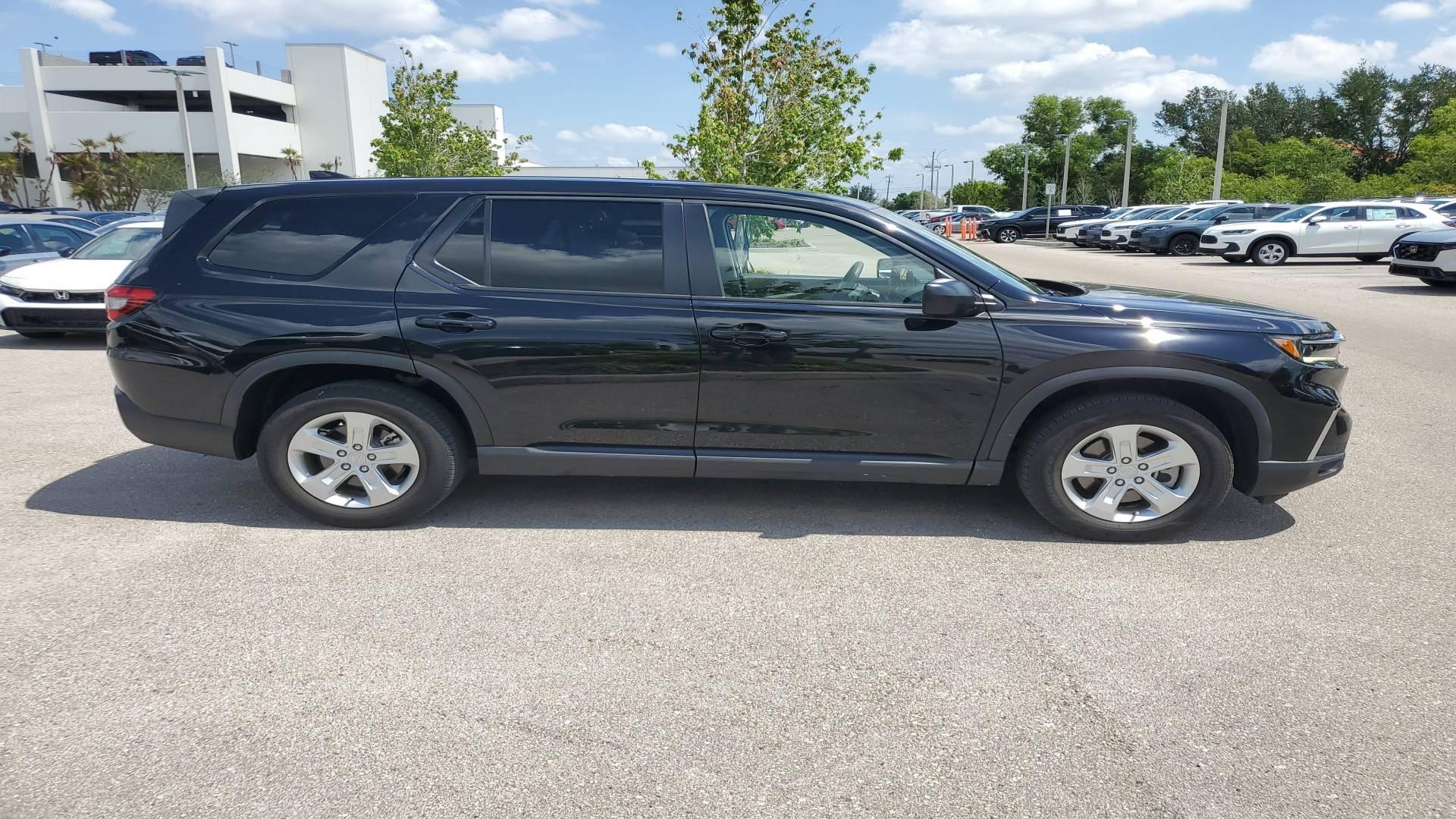 2023 Honda Pilot LX in Fort Myers FL For Sale - Image 1