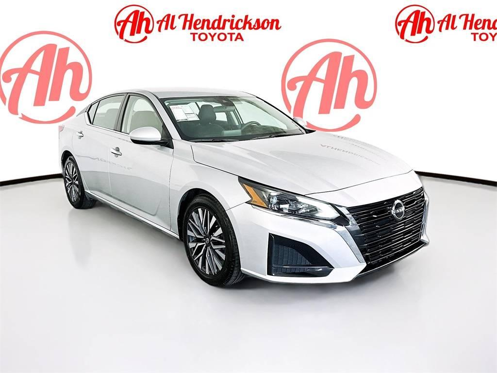 2023 Nissan Altima SV in Coconut Creek FL For Sale - Image 1