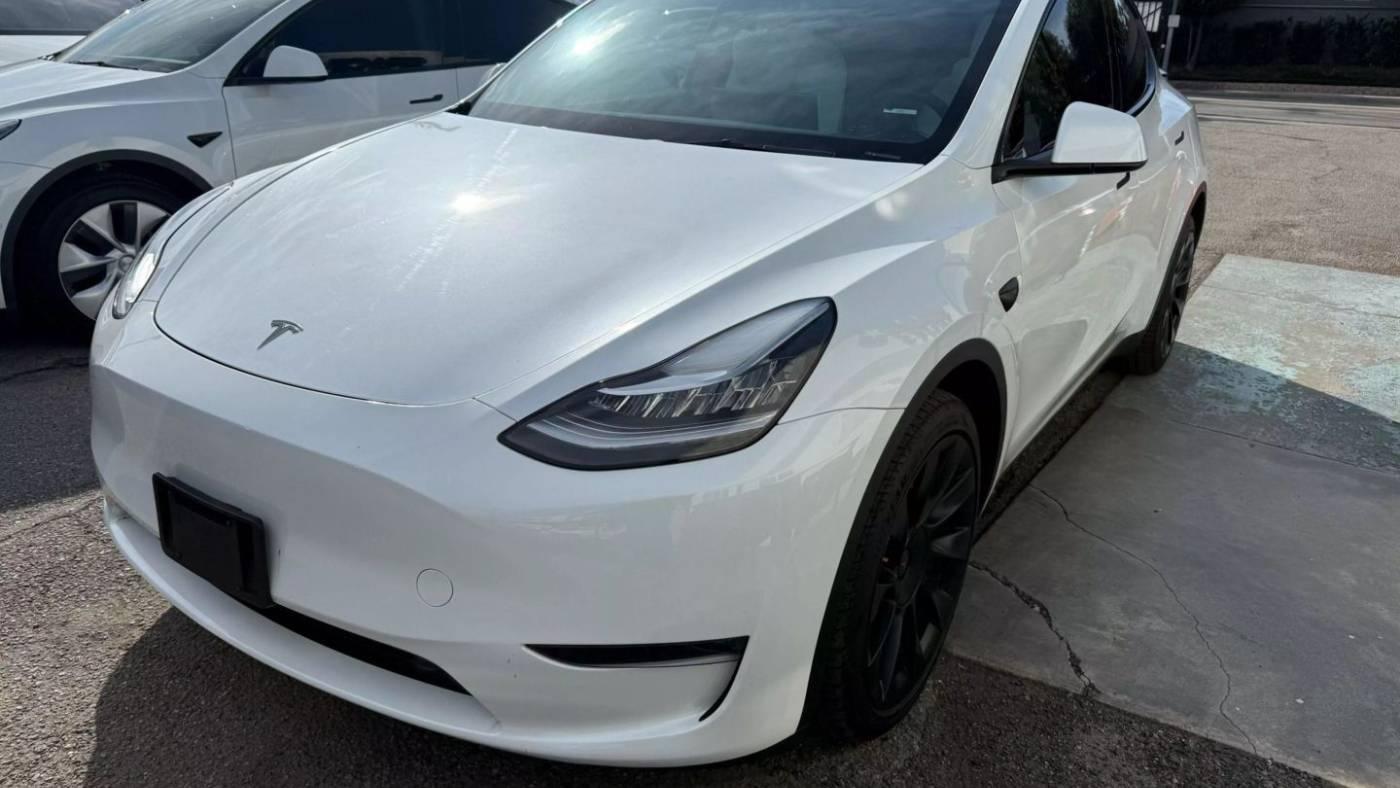2023 Tesla Model Y Long Range in Los Angeles CA For Sale - Image 1