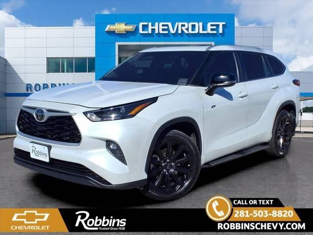 2023 Toyota Highlander Limited in Humble TX For Sale - Image 1