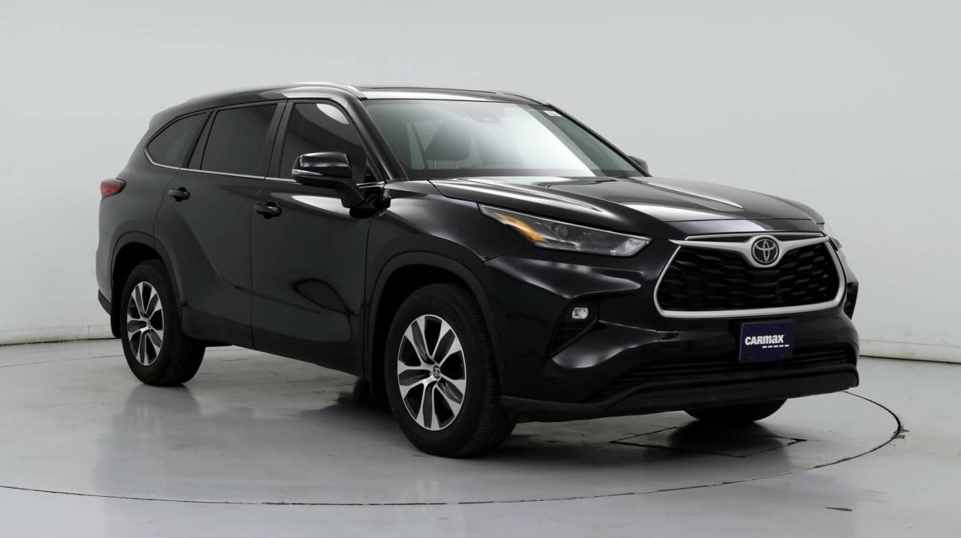 2023 Toyota Highlander XLE in Inglewood CA For Sale - Image 1