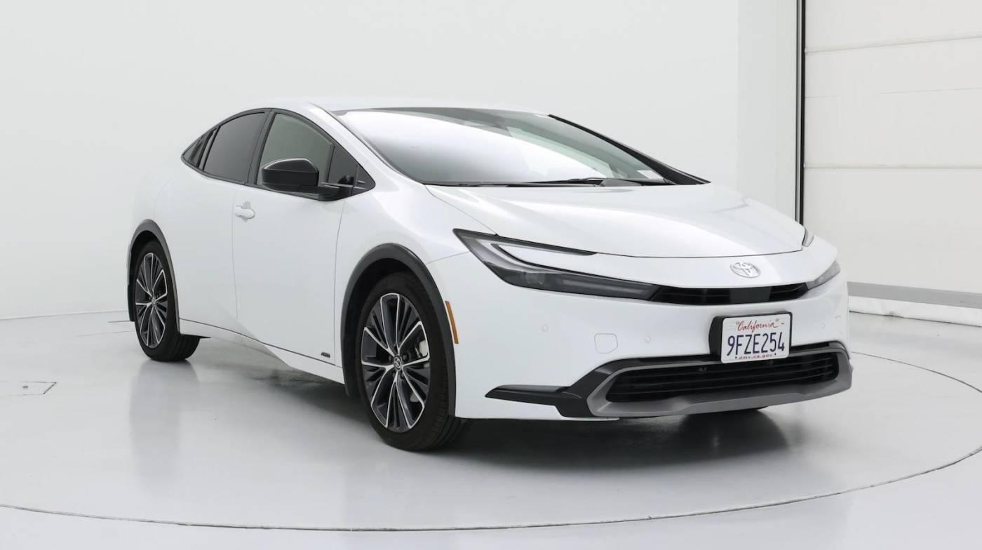 2023 Toyota Prius XLE in Inglewood CA For Sale - Image 1