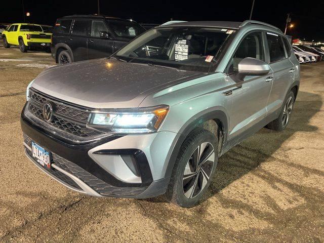 2023 Volkswagen Taos SE in Albert Lea MN For Sale - Image 1
