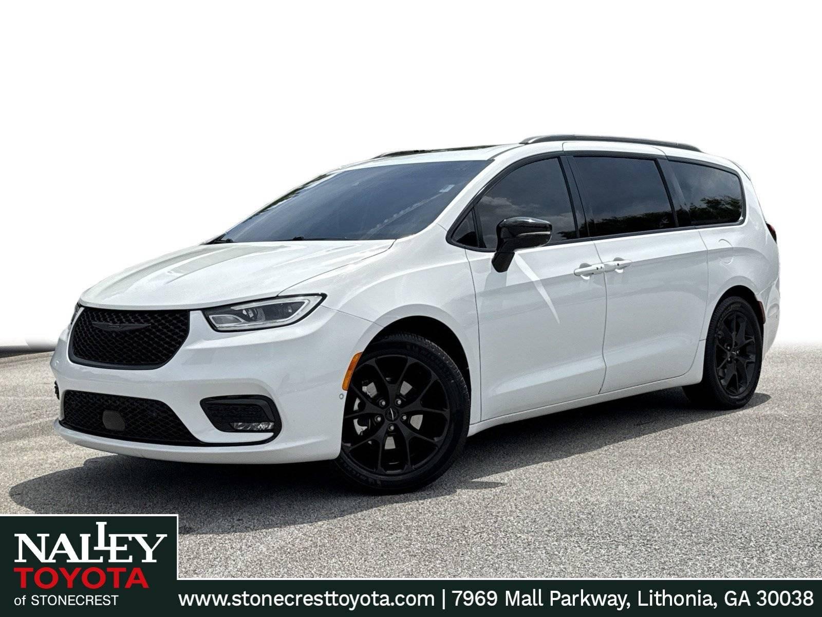 2024 Chrysler Pacifica Touring L in Lithonia GA For Sale - Image 1