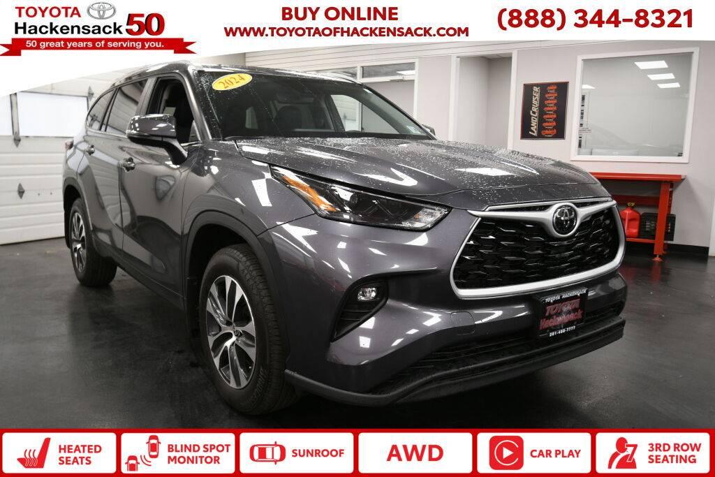 2024 Toyota Highlander XLE in Hackensack NJ For Sale - Image 1