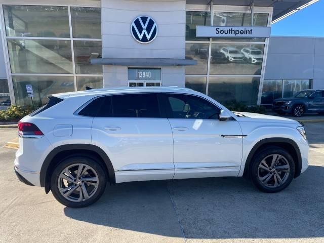 2024 Volkswagen Atlas Cross Sport SEL R-Line in Baton Rouge LA For Sale - Image 1