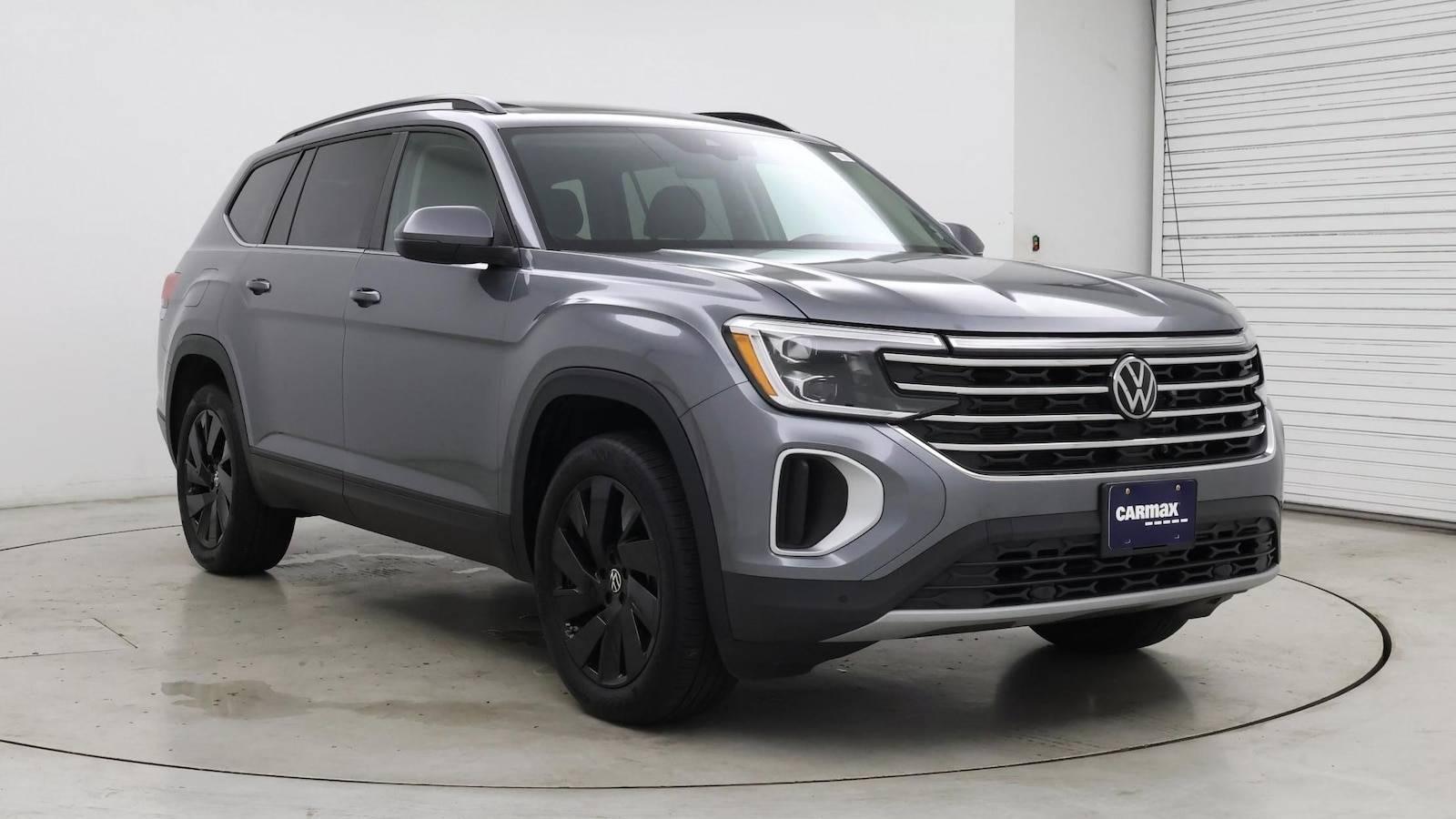 2024 Volkswagen Atlas SE with Technology in Birmingham AL For Sale - Image 1