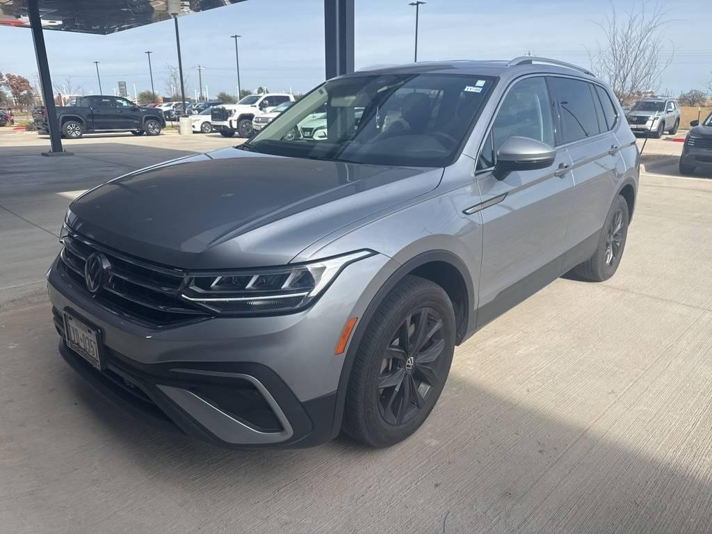 2024 Volkswagen Tiguan SE in Granbury TX For Sale - Image 1