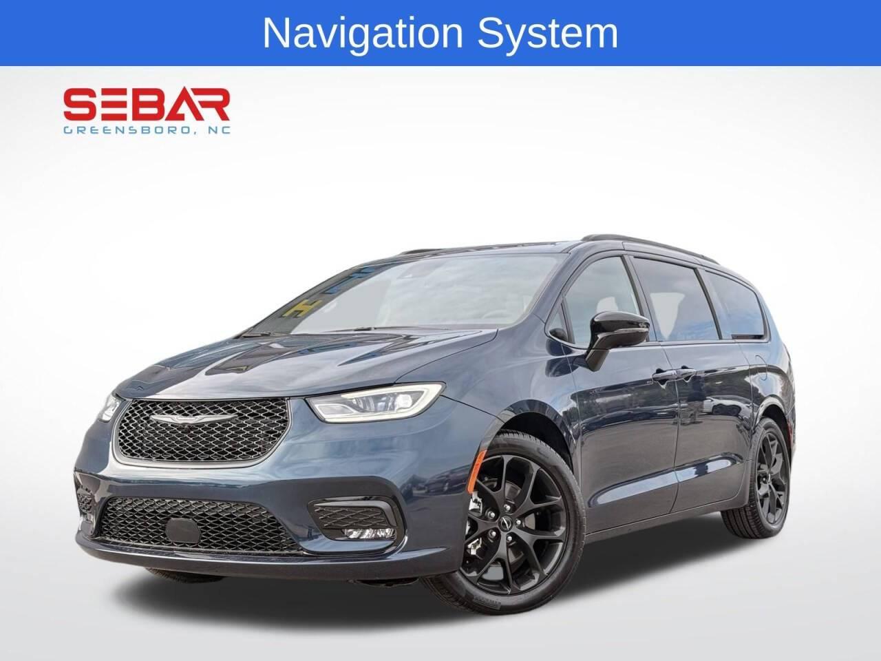 2025 Chrysler Pacifica Limited in Greensboro NC For Sale - Image 1