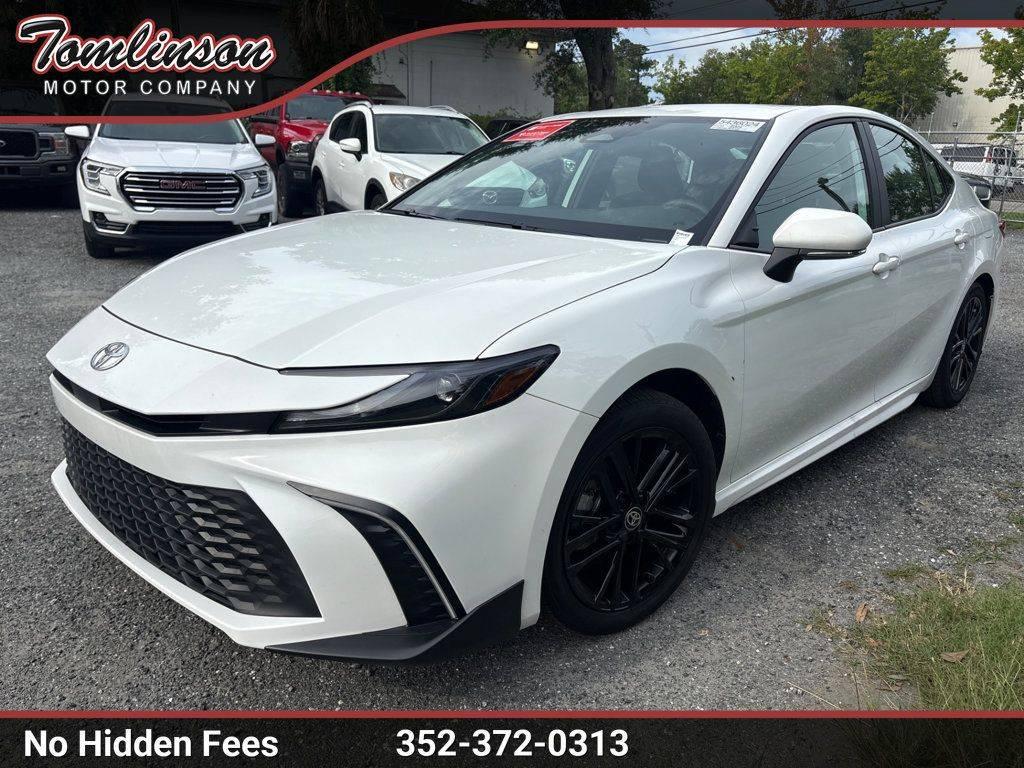 2025 Toyota Camry SE in Gainesville FL For Sale - Image 1