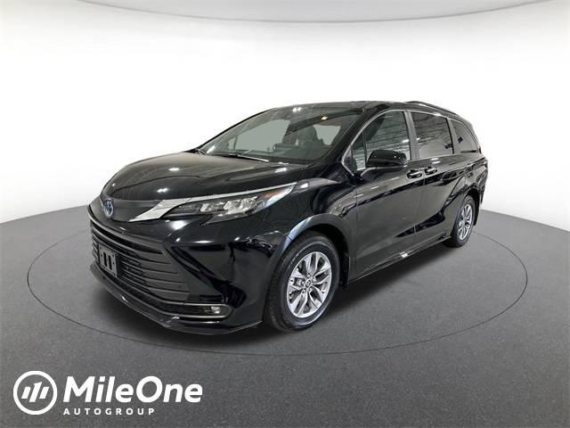 2025 Toyota Sienna XLE in Owings Mills MD For Sale - Image 1