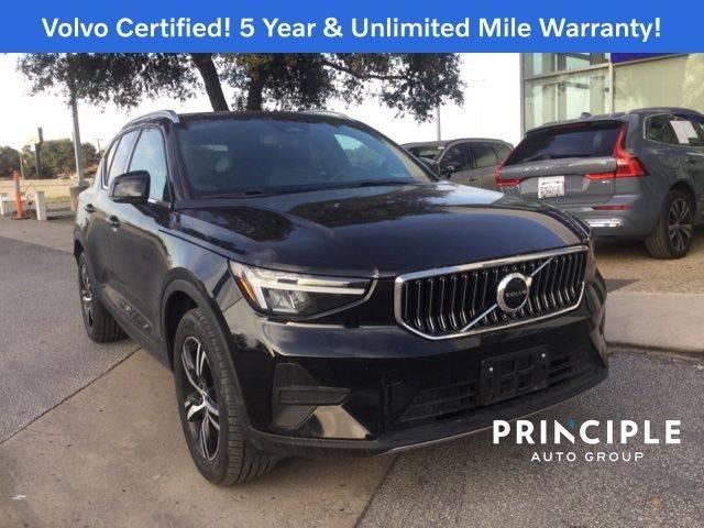 2025 Volvo XC40 Core in San Antonio TX For Sale - Image 1