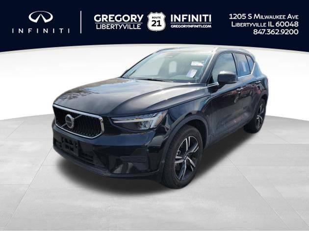 2025 Volvo XC40 Core in Libertyville IL For Sale - Image 1