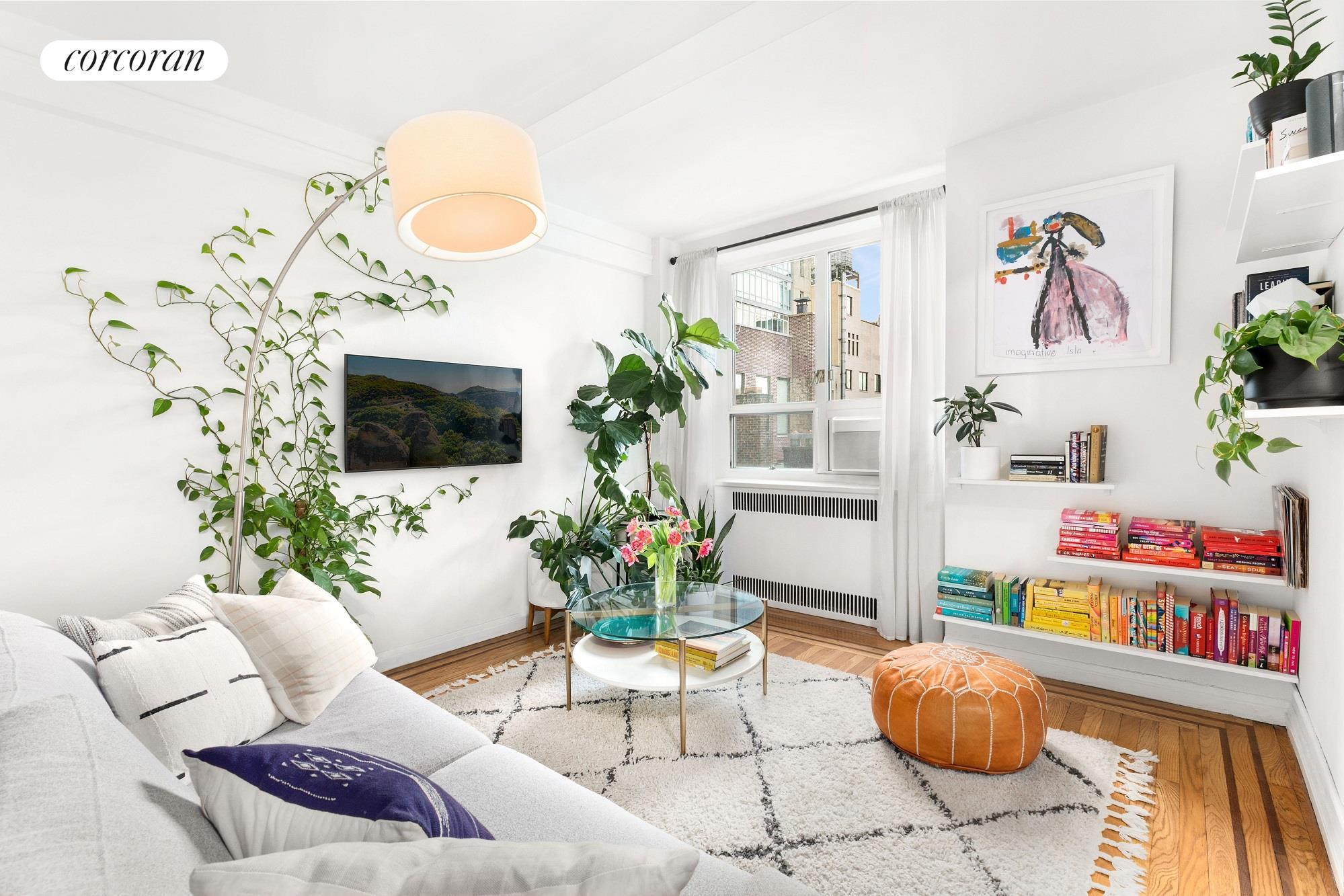 Condo/Apartment for Sale, 10011 - Image 1