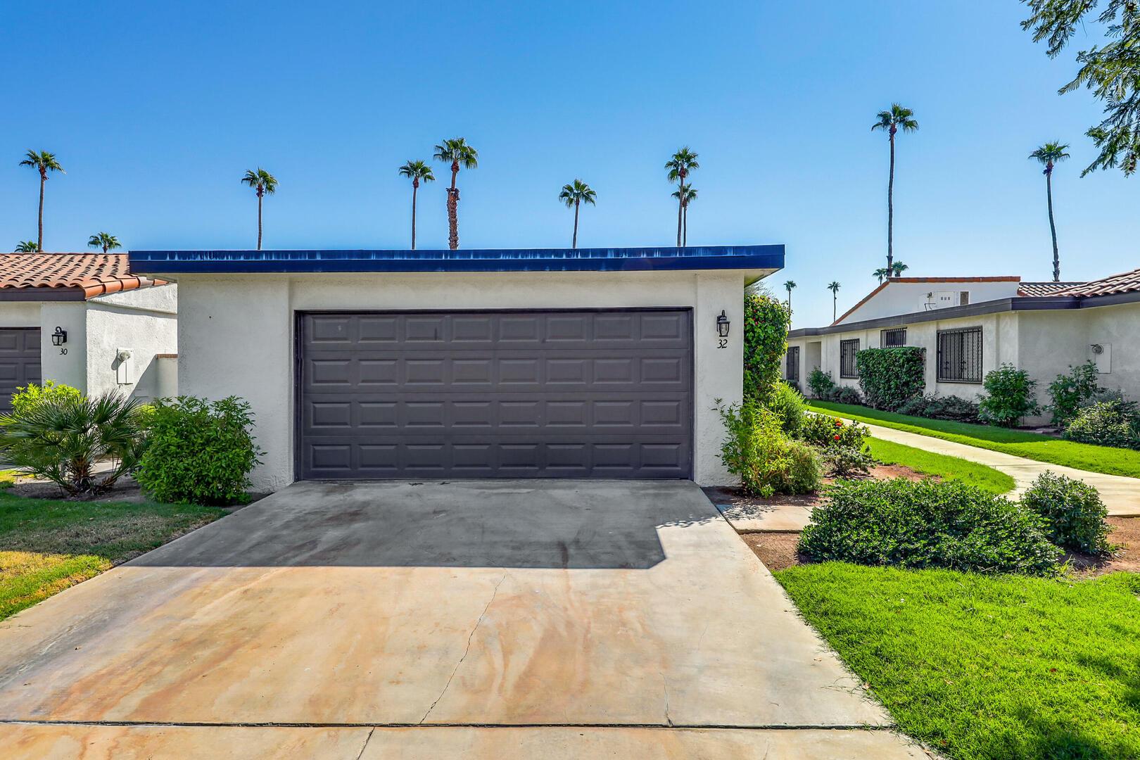 Condo/Apartment for Sale, 32 Durango Drive 92270 - Image 1