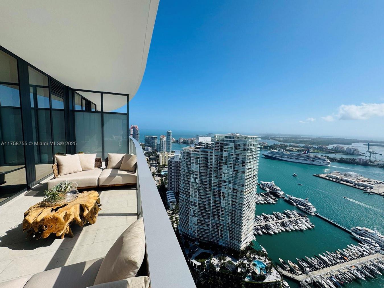 Condo/Apartment for Sale, 501 West Ave 33139 - Image 1