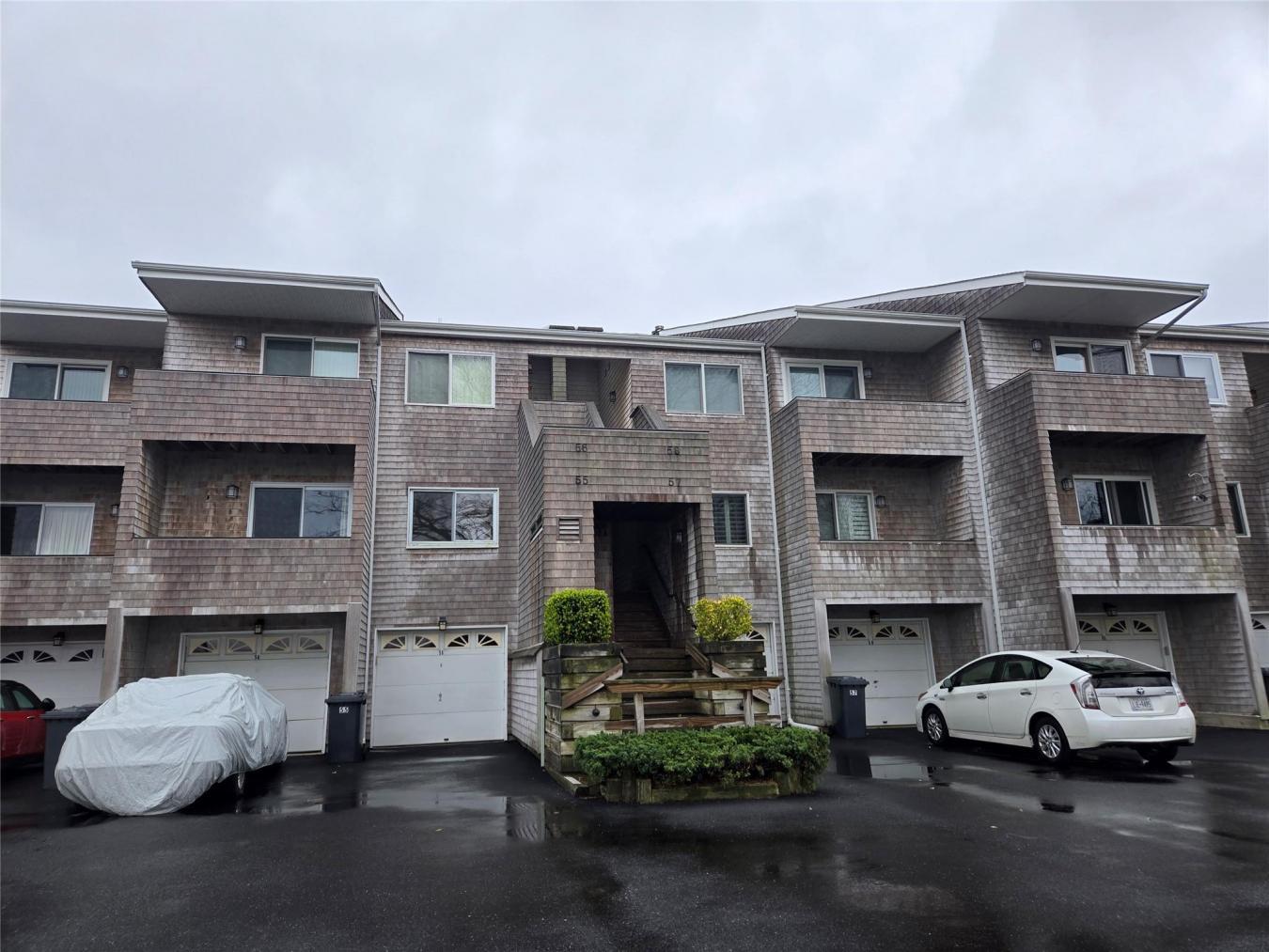 Condo/Apartment for Sale, 56 Pameeches 11940 - Image 1