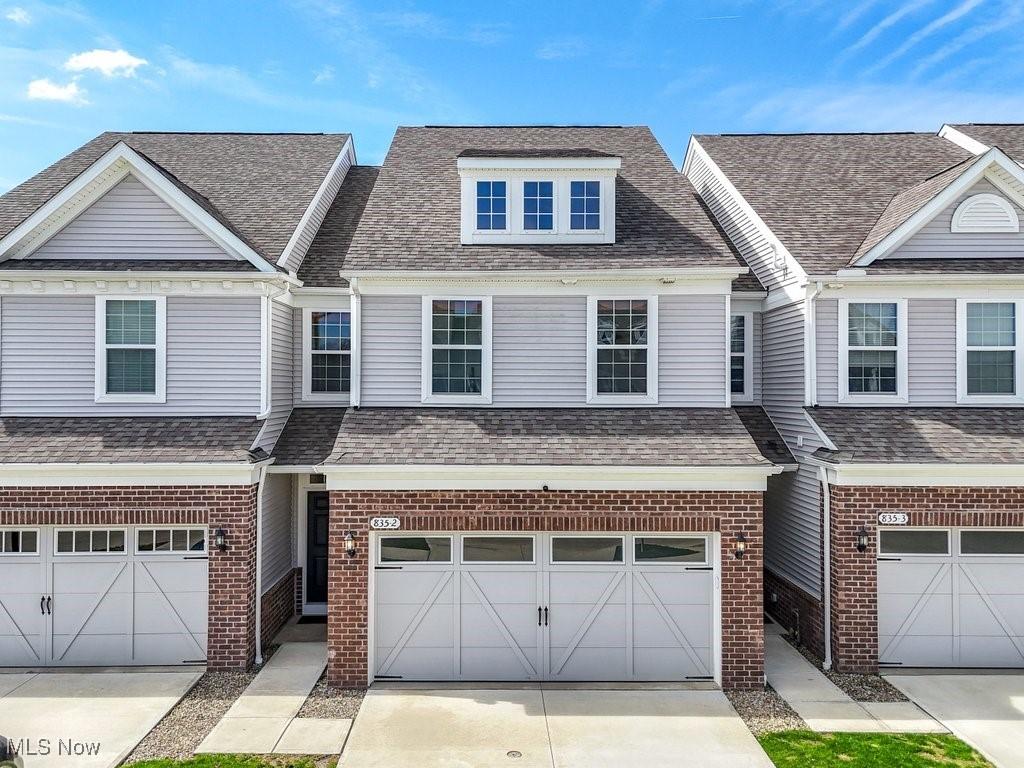 Condo/Apartment for Sale, 835 Dipper Lane 44202 - Image 1