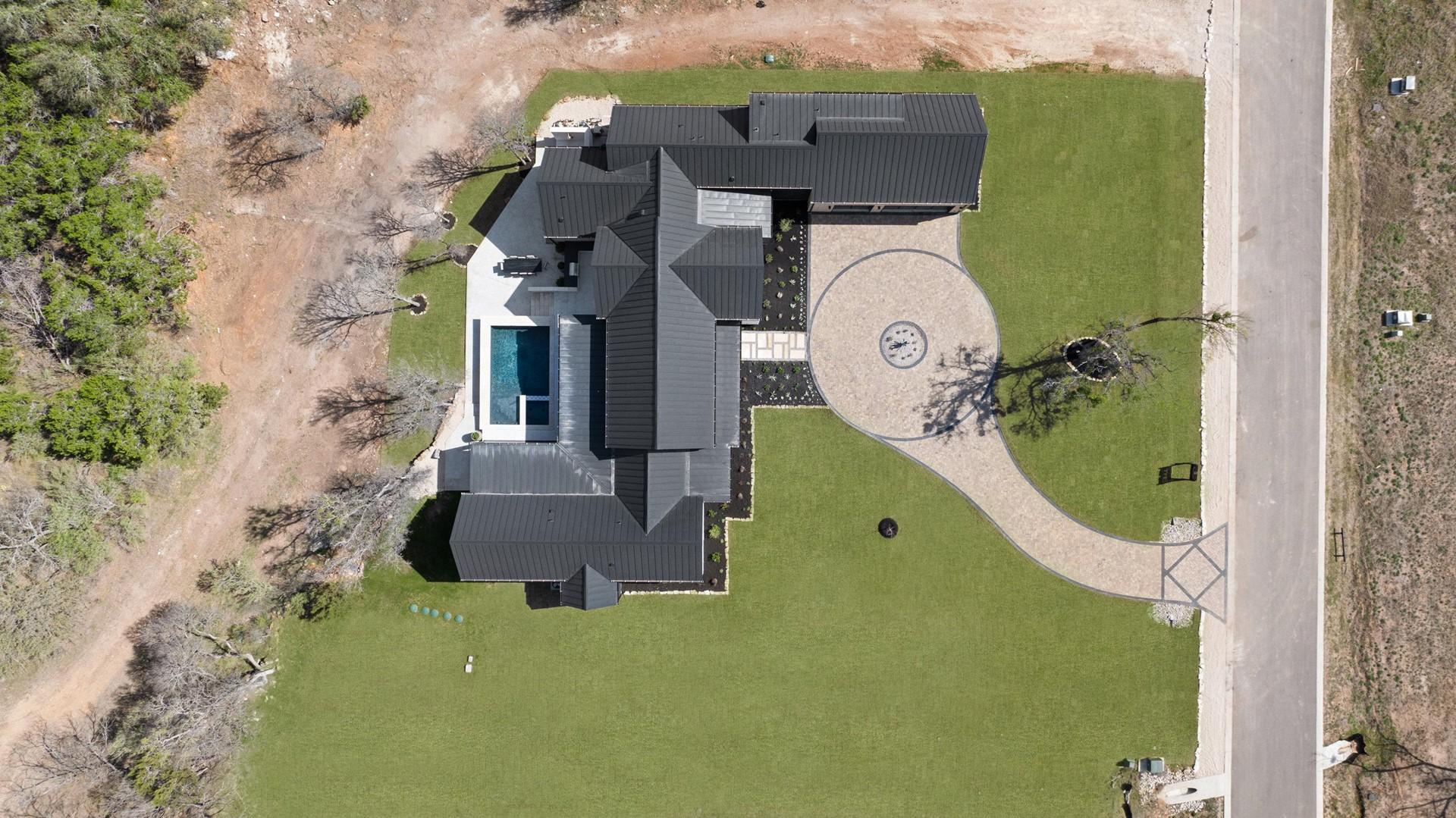 House for Sale, 123 Landings Wy 78669 - Image 1