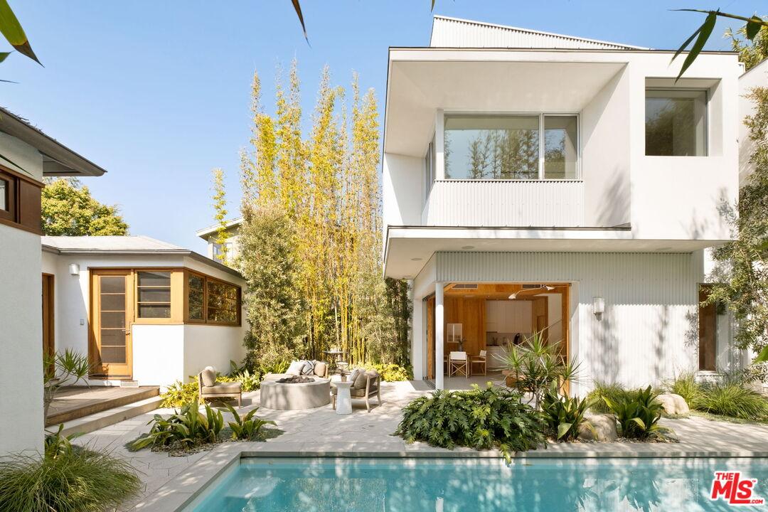 House for Sale, 12548 Everglade ST 90066 - Image 1