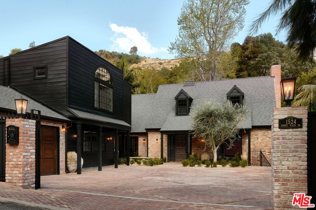 House for Sale, 1524 Sunset Plaza DR 90069 - Image 1