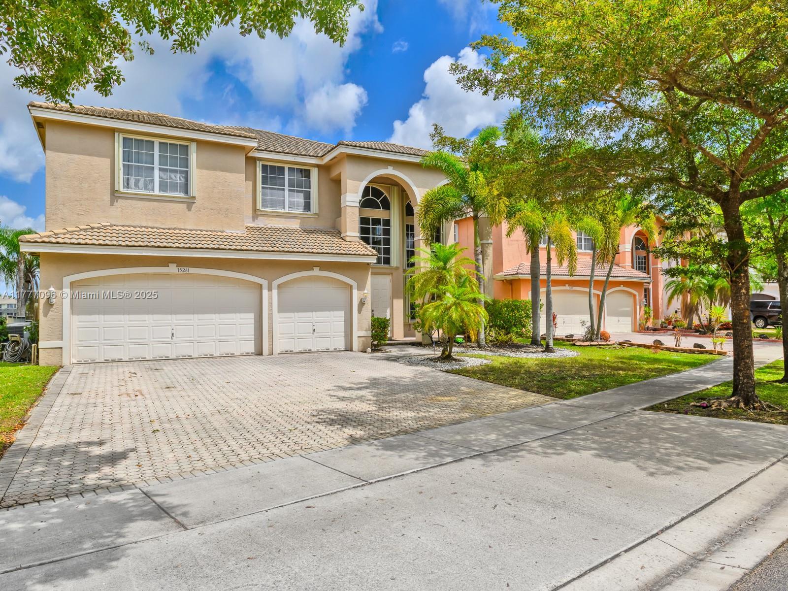 House for Sale, 15261 SW 20th St, Broward County, FL 33027 - Image 1