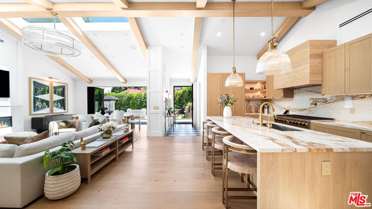 House for Sale, 1914 Laurel Canyon BLVD 90046 - Image 1