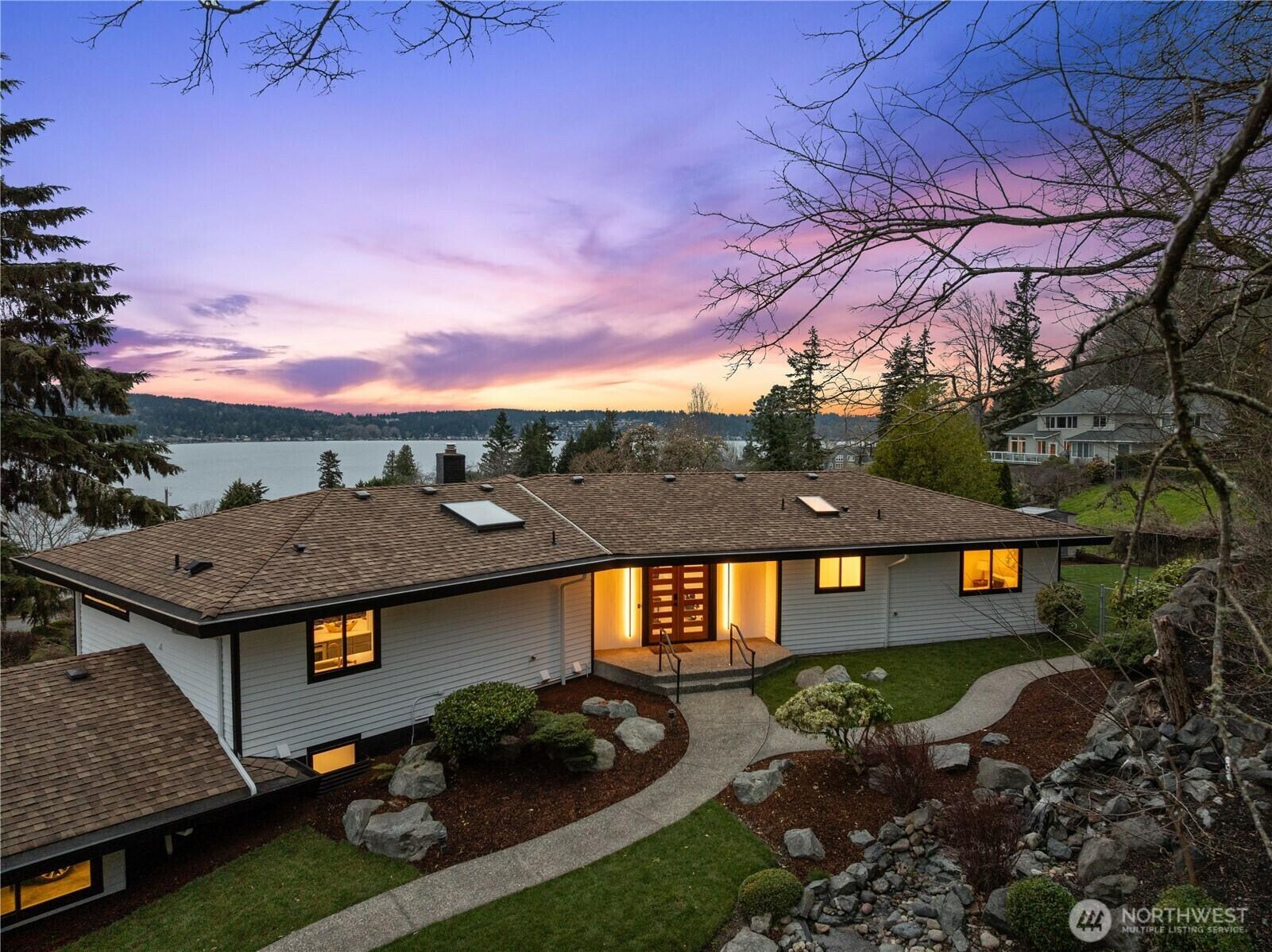 House for Sale, 20314 SE 40th Street 98075 - Image 1