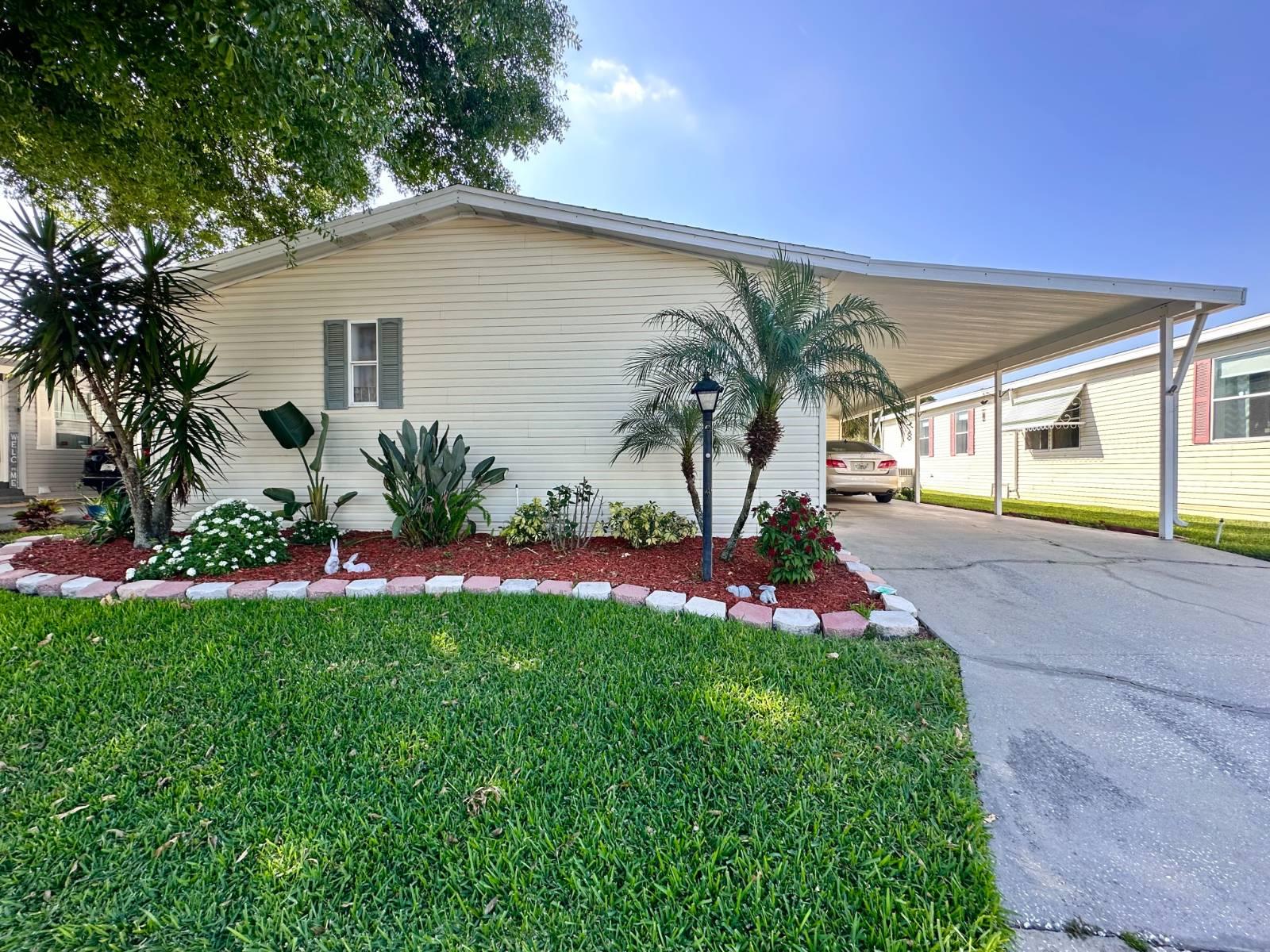 House for Sale, 3512 Engineer Drive 33594 - Image 1